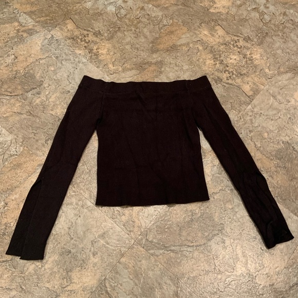 Top - Picture 3 of 3